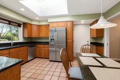 434 Valencia Avenue E, Barrington, IL 60010 - Photo 6