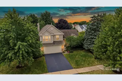 195 Meadow Lakes Boulevard, Aurora, IL 60504 - Photo 4