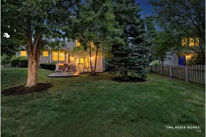 195 Meadow Lakes Boulevard, Aurora, IL 60504 - Photo 30