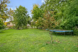 199 W Hillside Dr, Round Lake, IL 60073 - Photo 24