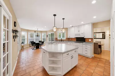 1170 Green Knolls Drive, Buffalo Grove, IL 60089 - Photo 8