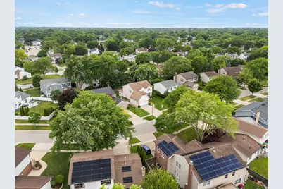 1170 Green Knolls Drive, Buffalo Grove, IL 60089 - Photo 30