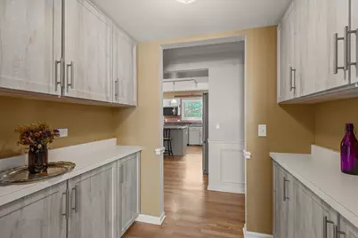 2108 Birchwood Lane, Buffalo Grove, IL 60089 - Photo 8
