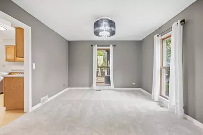 1320 Spring Hill Drive, Algonquin, IL 60102 - Photo 10