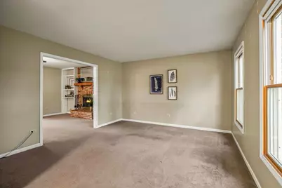 5481 Parkside Court, Gurnee, IL 60031 - Photo 4