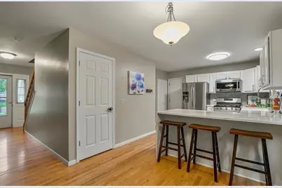 5481 Parkside Court, Gurnee, IL 60031 - Photo 10