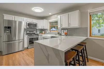 5481 Parkside Court, Gurnee, IL 60031 - Photo 12
