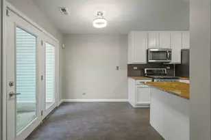 495 Metropolitan St, Aurora, IL 60502 - Photo 4