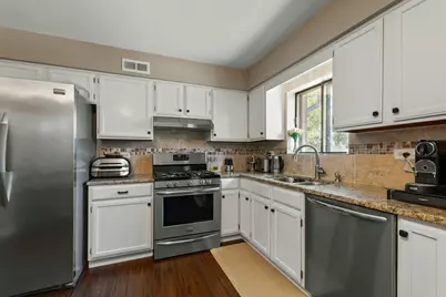 2204 Wharf Drive #2308, Woodridge, IL 60517 - Photo 8