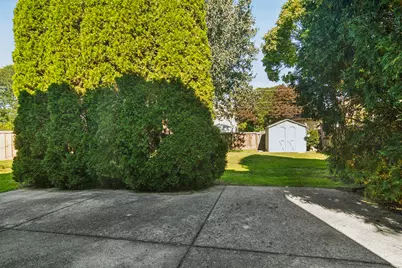 1310 E Ironwood Drive, Mount Prospect, IL 60056 - Photo 24