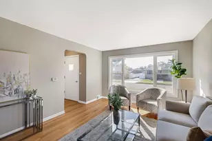 9120 26th Pl, Brookfield, IL 60513 - Photo 6
