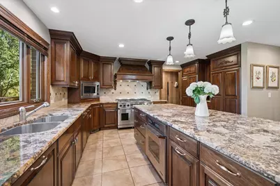 2342 Mohawk Lane, Glenview, IL 60026 - Photo 16
