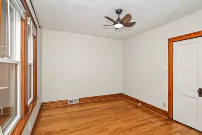 225 W School Street, Villa Park, IL 60181 - Photo 14