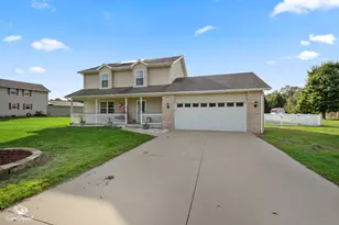3578 Miracle Dr, Saint Anne, IL 60964 - Photo 1