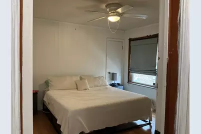 8632 S Jeffery Boulevard, Chicago, IL 60617 - Photo 16