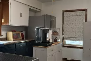 8632 S Jeffery Blvd, Chicago, IL 60617 - Photo 12
