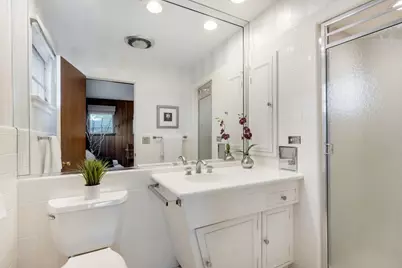4401 W Lunt Avenue, Lincolnwood, IL 60712 - Photo 18