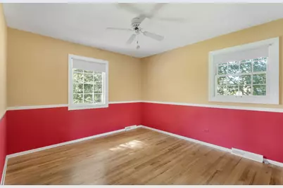 402 Minnaqua Drive, Prospect Heights, IL 60070 - Photo 32