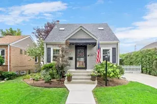 9440 S Clifton Park Ave, Evergreen Park, IL 60805 - Photo 1