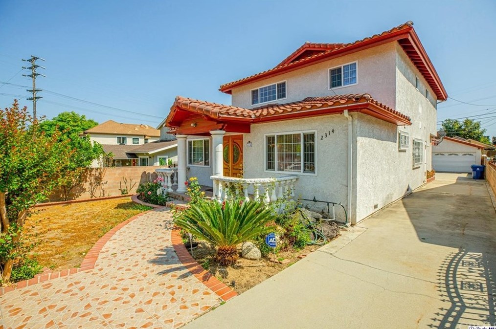 2314 Loy Ln, Los Angeles, CA 90041-1816