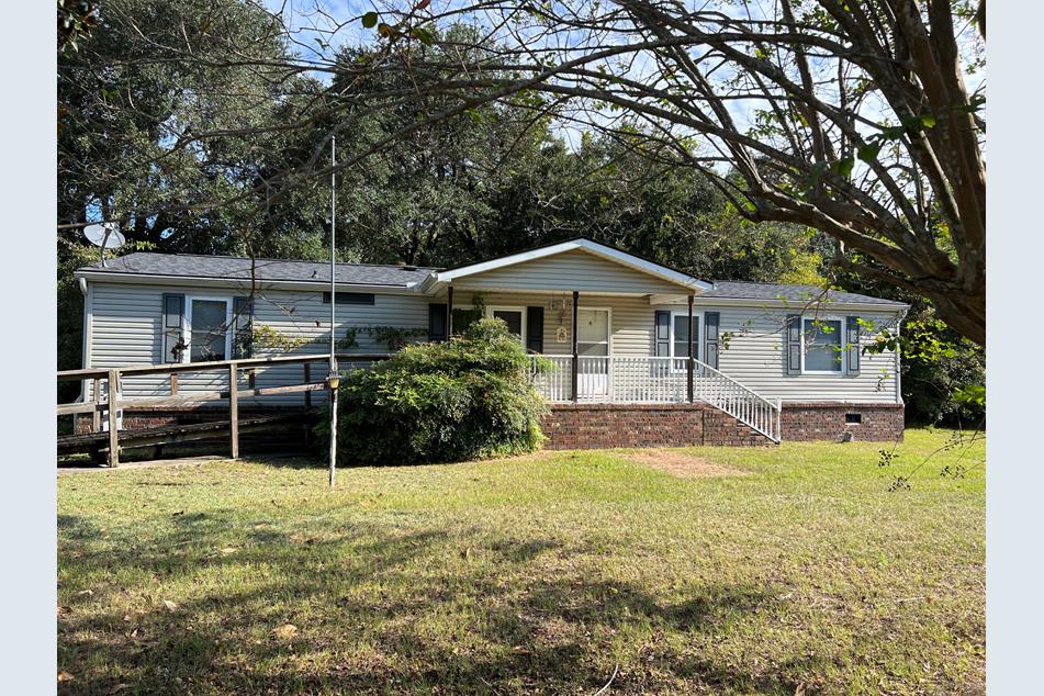 632 Barn Rd, Bonneau, SC 29431 MLS 22025030 Coldwell Banker