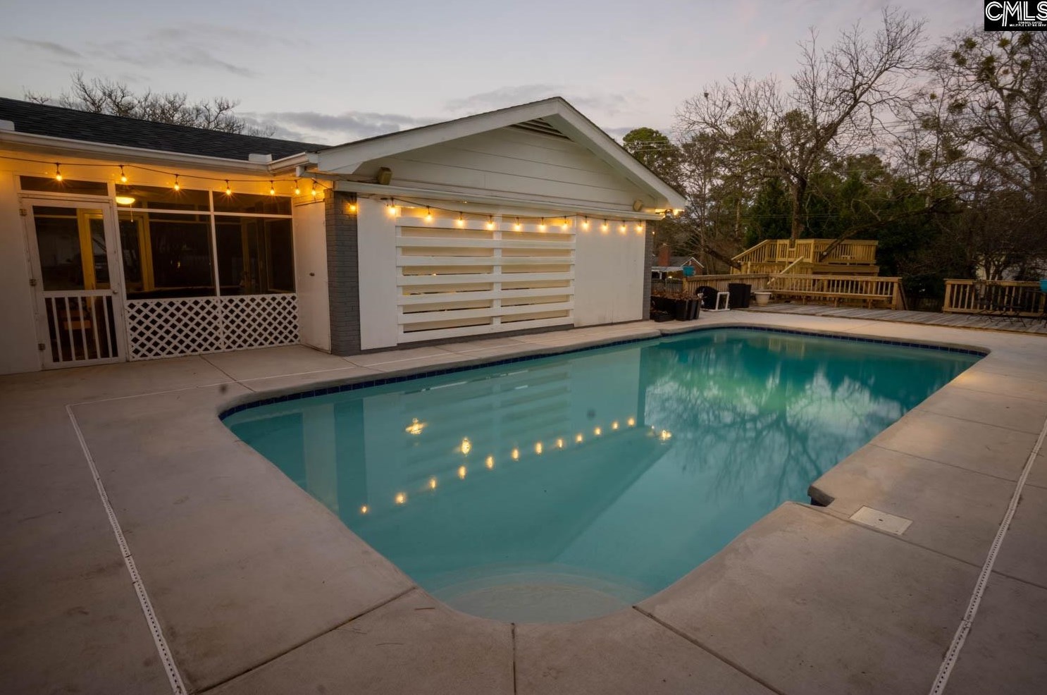 5042 Clemson Ave, Columbia SC 29206-3007 exterior