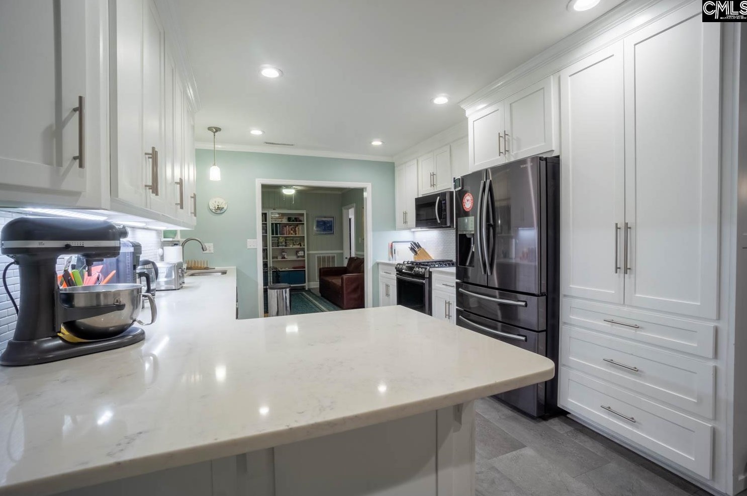 5042 Clemson Ave, Columbia SC 29206-3007 exterior