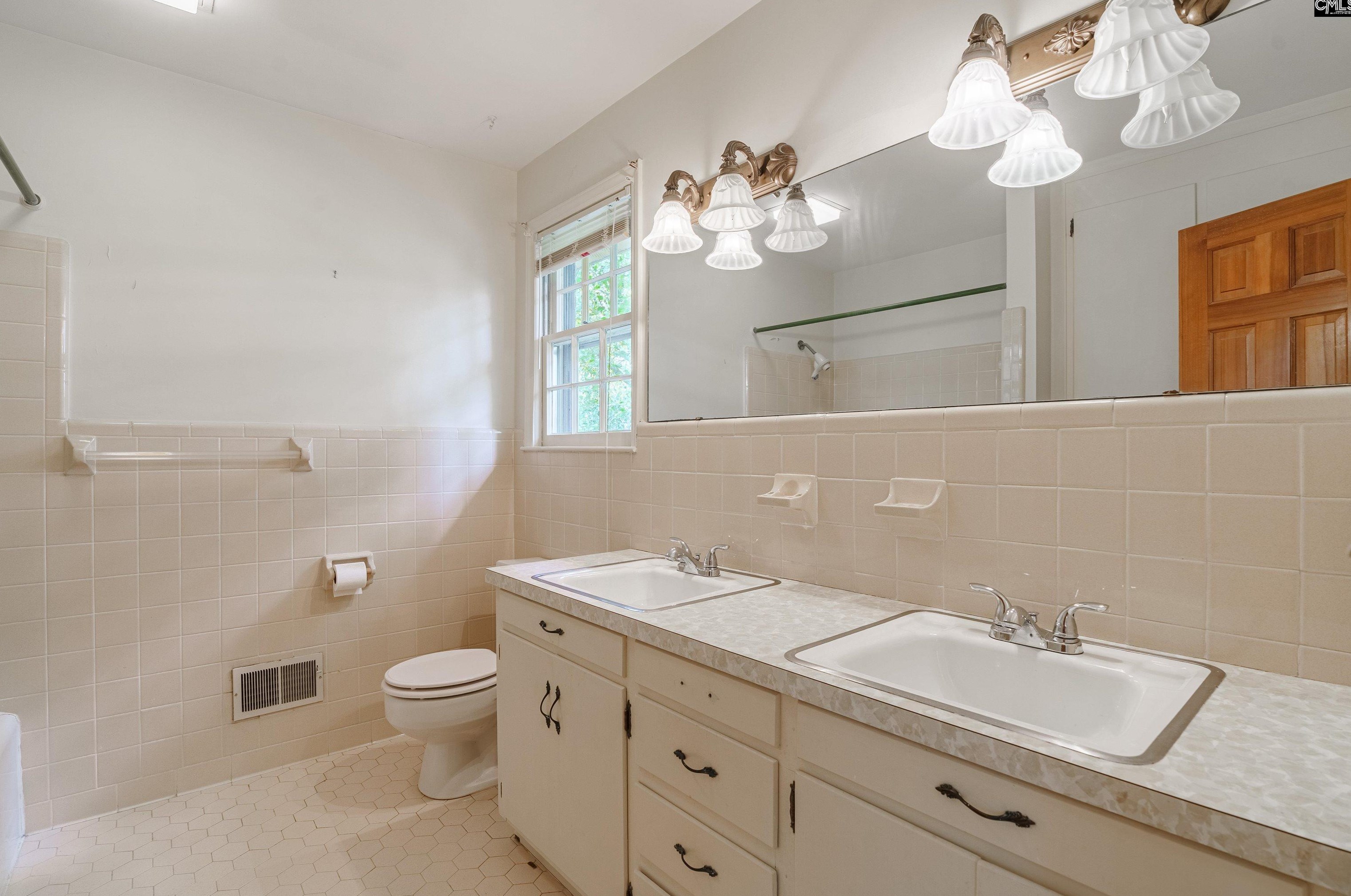 6314 Gill Crk Rd, Columbia SC 29206-4321 exterior