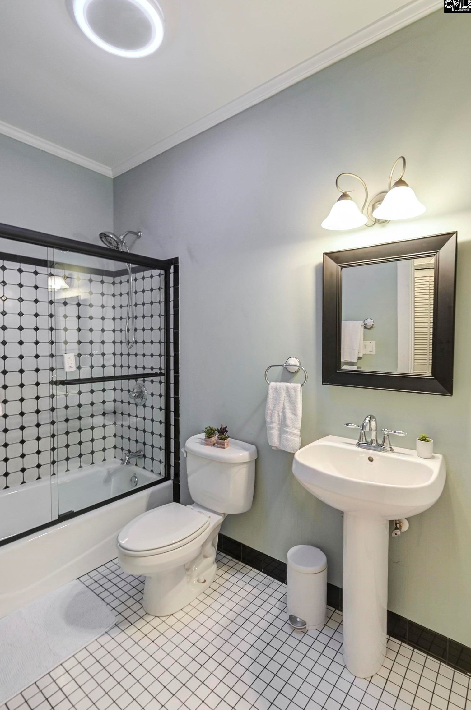 709 Northwood St, Columbia SC 29201-1533 exterior