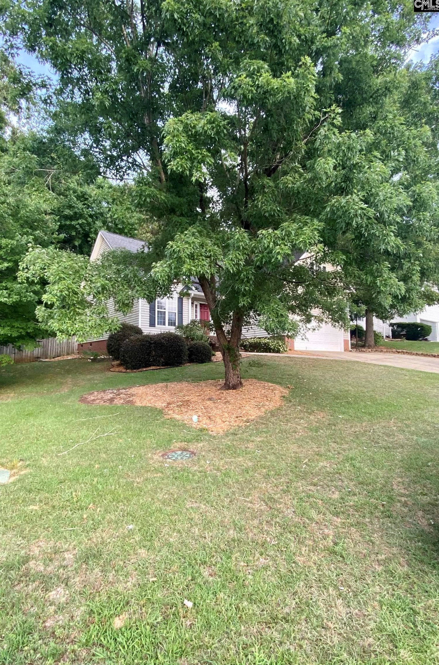 203 High Bluff Ln, Irmo, SC 29063-8052