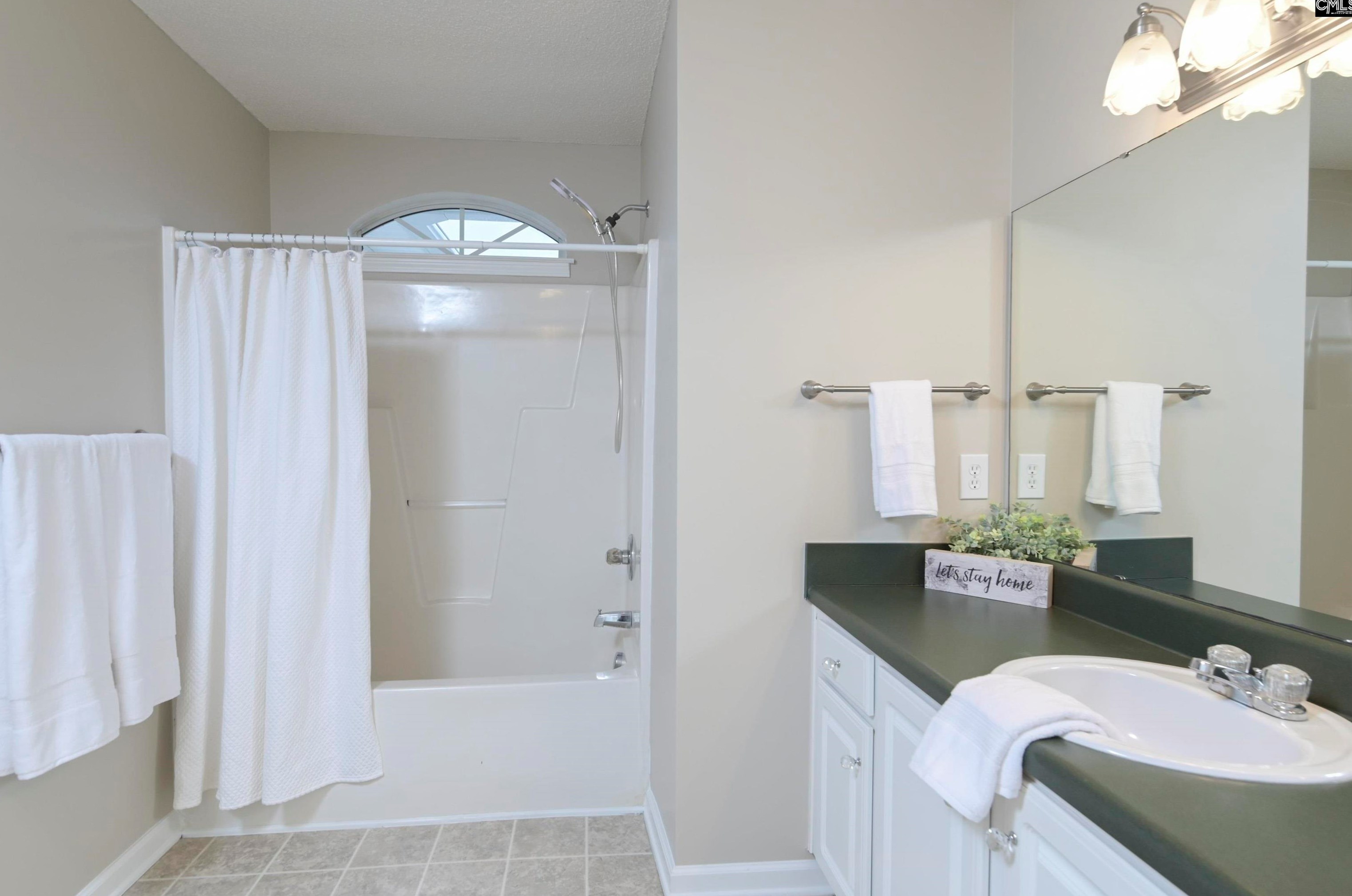 144 Longshadow Dr, Lexington SC  29072-8673 exterior