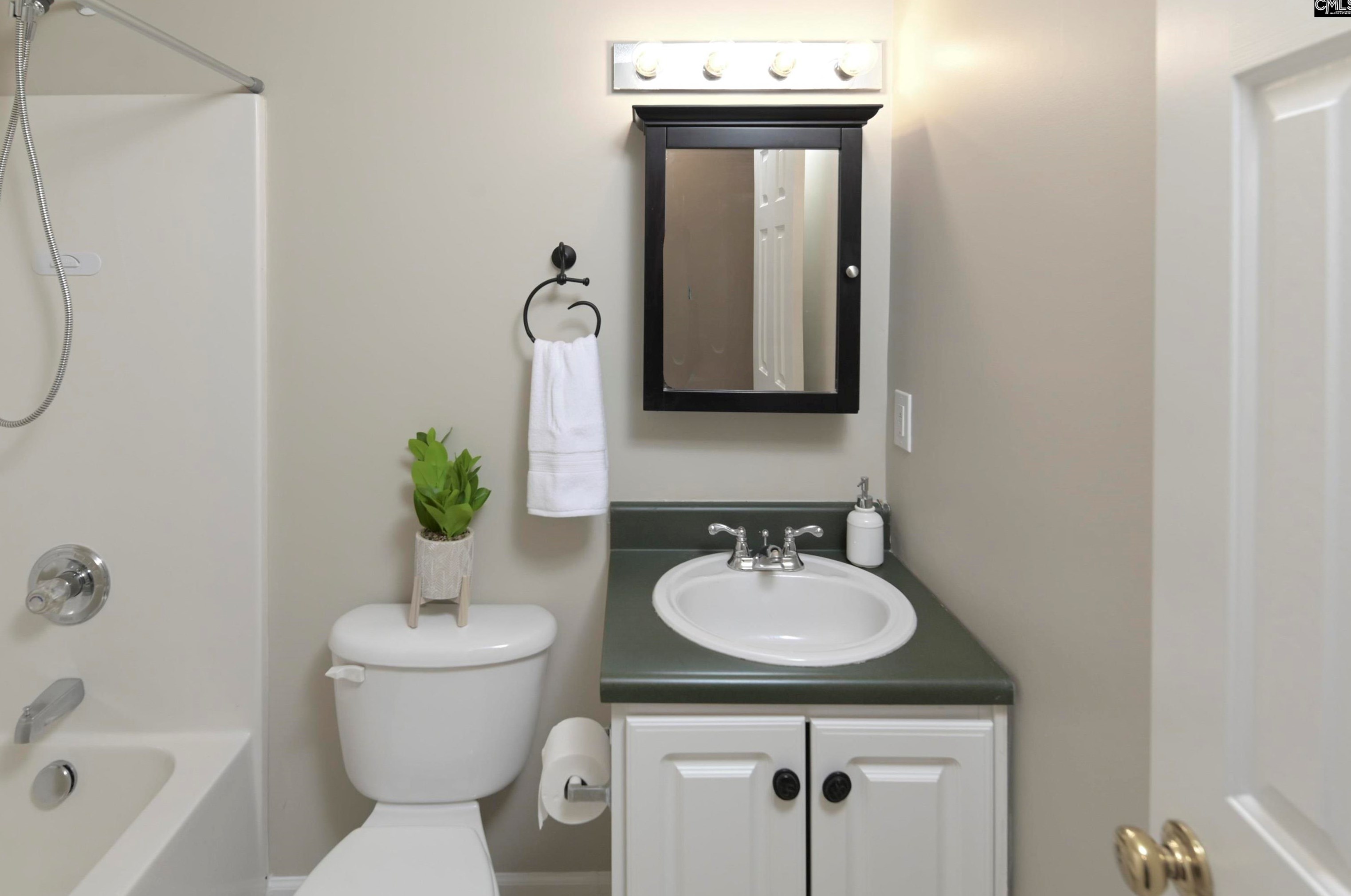 144 Longshadow Dr, Lexington SC  29072-8673 exterior