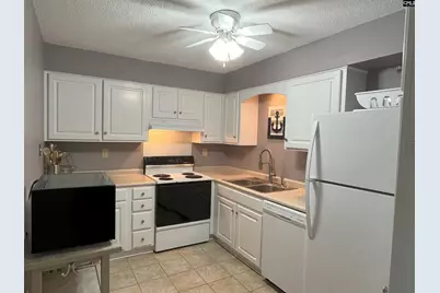 1825 St. Julian Place 15-E, Columbia, SC 29204 - Photo 8