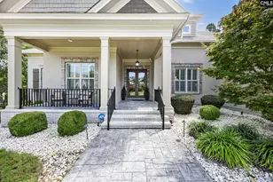 190 Island View Cir, Elgin, SC 29045 - Photo 2