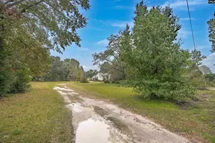 309 Hammond Ave, West Columbia, SC 29169 - Photo 1