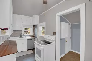 309 Hammond Ave, West Columbia, SC 29169 - Photo 18