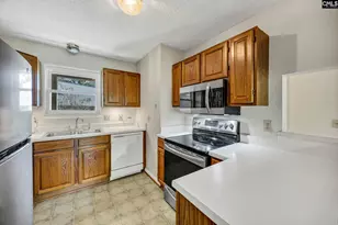 633 Edgewater Ln, West Columbia, SC 29169 - Photo 10