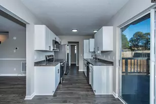 241 Dove Trace Dr, West Columbia, SC 29170 - Photo 18