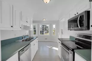 303 Northview Rd, West Columbia, SC 29169 - Photo 6