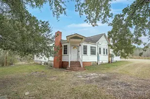 305 Scrimshaw Rd, Batesburg, SC 29006 - Photo 2