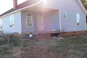 850 8th St, Winnsboro, SC 29180 - Photo 2