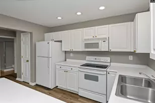 127 Gate Post Ln, Columbia, SC 29223 - Photo 2