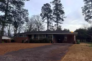 946 Bakersfield Rd, Columbia, SC 29210 - Photo 2