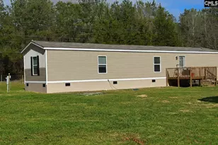 901 Old Bluff Rd, Hopkins, SC 29061 - Photo 2