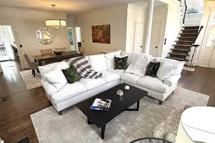 8 Cameron Ct, Columbia, SC 29205 - Photo 4