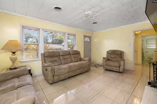 10 Oak St, Greenwood, SC 29692 - Photo 4