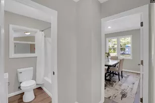 2011 Smith St, Columbia, SC 29209 - Photo 12