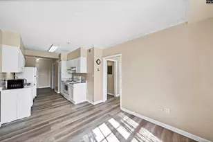2002 Greene Street 201, Columbia, SC 29201 - Photo 8