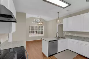 409 Ivy Green Ln, Lexington, SC 29072 - Photo 8