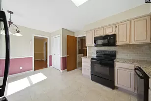 411 Rocky Ln, Cayce, SC 29033 - Photo 16